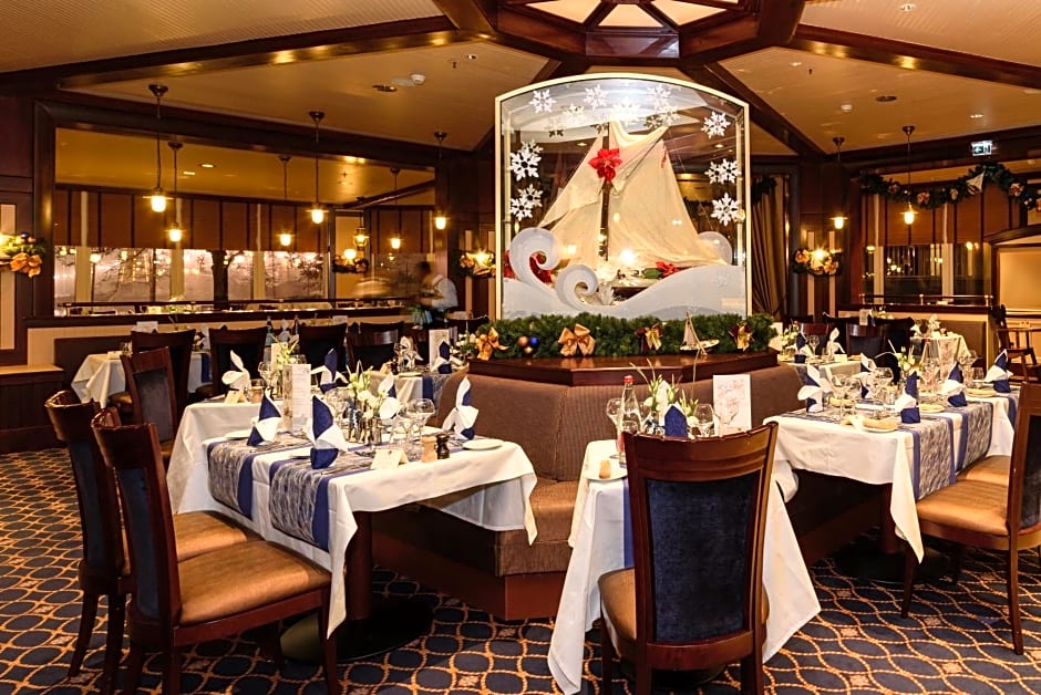 Disney Newport Bay Club