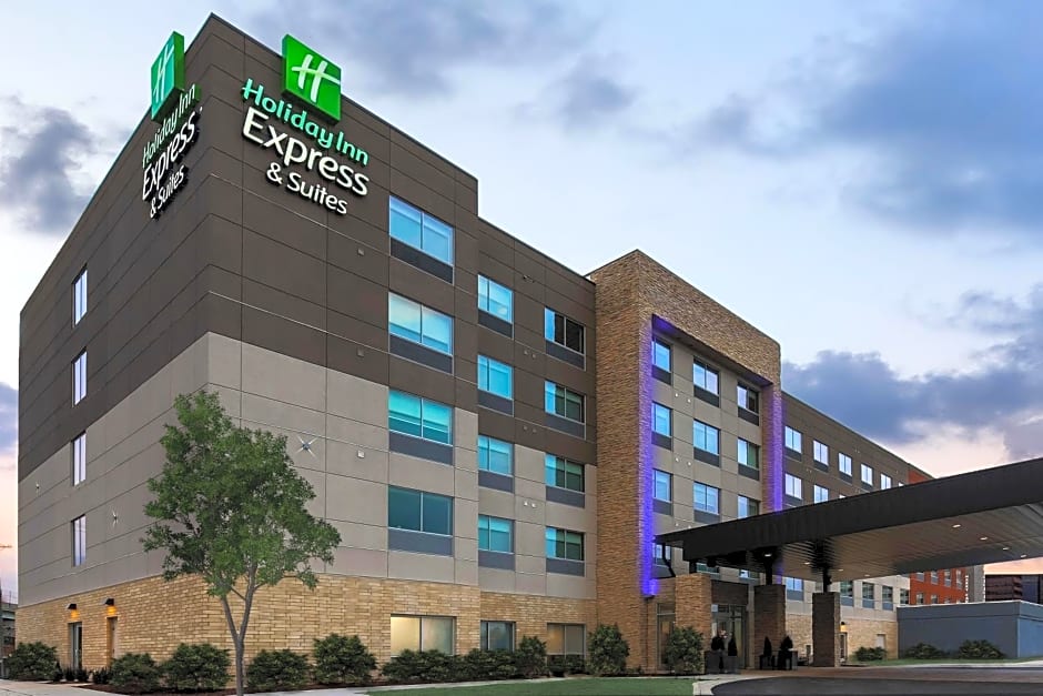 Holiday Inn Express & Suites - Chicago O'Hare Airport