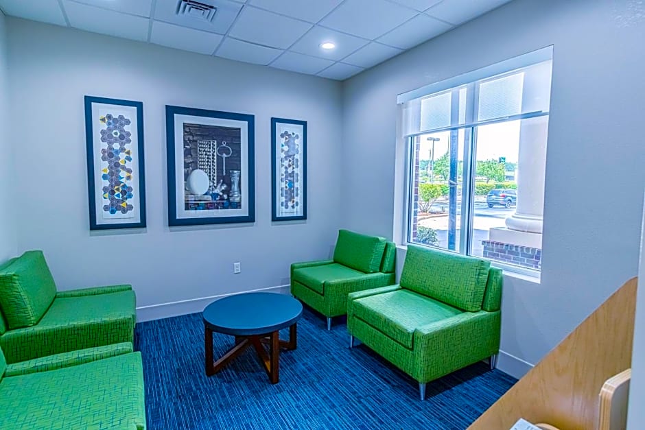 Holiday Inn Express Hotel & Suites Crestview South I-10 By IHG