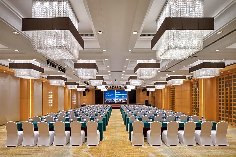 Yueyang Grand Skylight Hotel