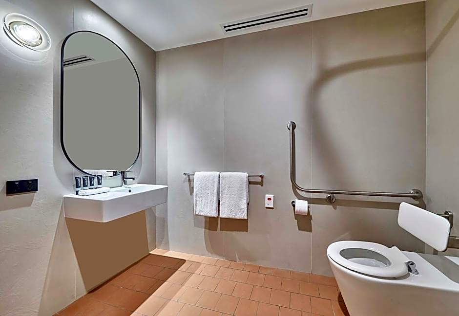 Wonil Hotel Perth, Handwritten Collection