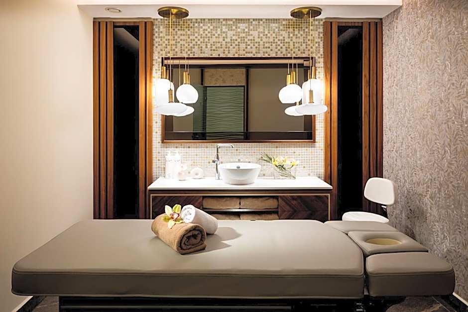 Kings' Valley Medical & Spa Hotel