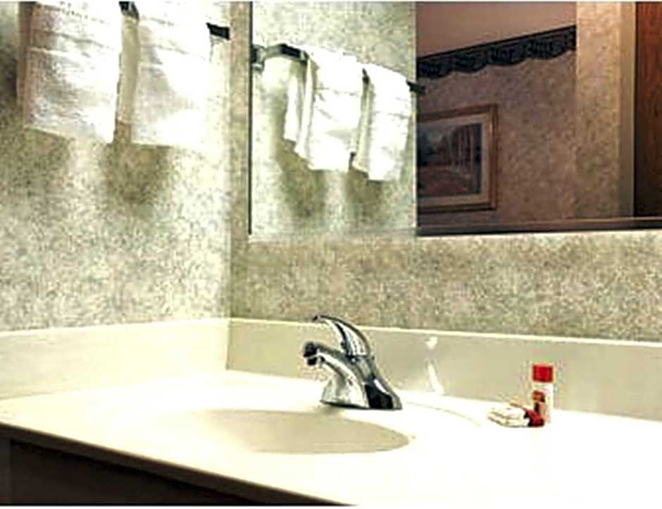 Super 8 by Wyndham Erwin