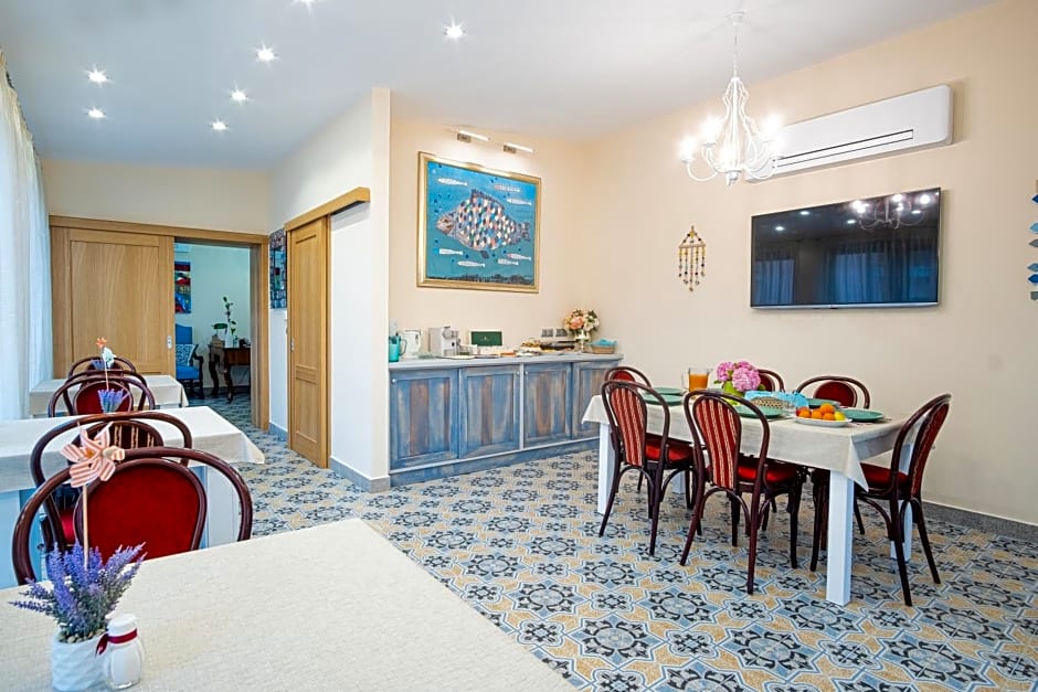 Kiss-Henézi Guest House