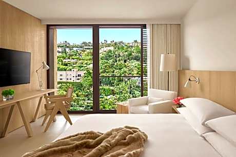 Deluxe King Room - Hearing Accessible