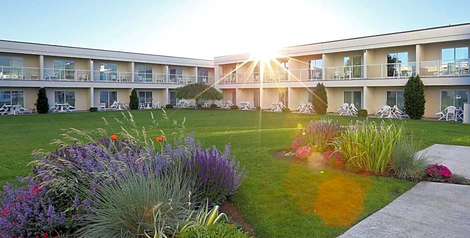 Best Western Plus Kelowna Hotel & Suites