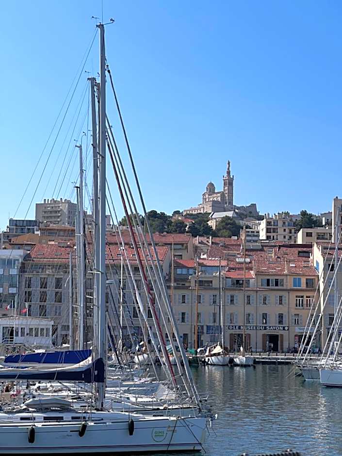 PARADISE Earth & Sea