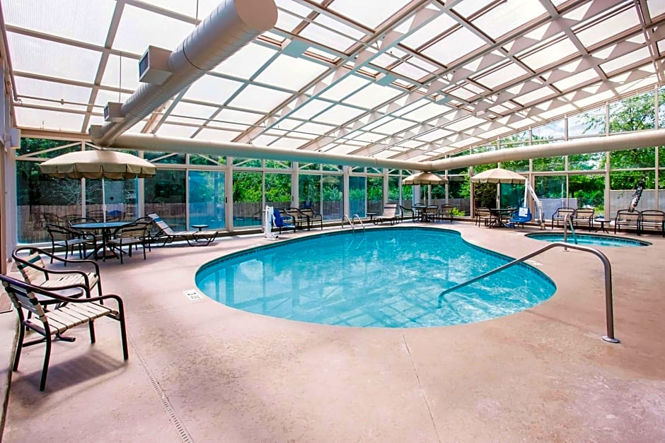 La Quinta Inn & Suites by Wyndham Cincinnati NE - Mason