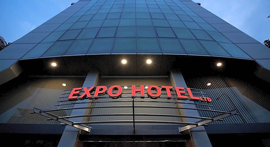 Expo Hotel