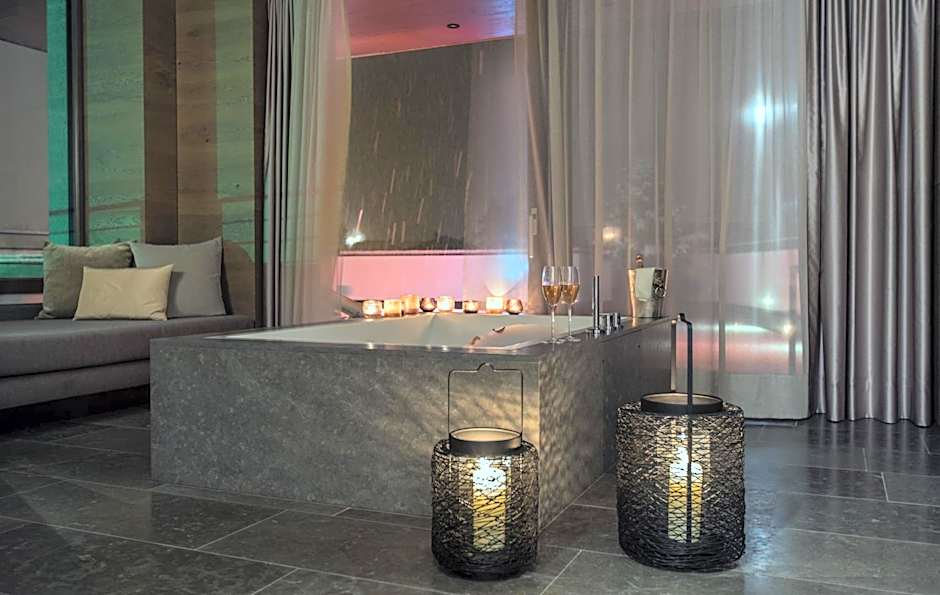 ElisabethHotel Premium Private Retreat- Adults only