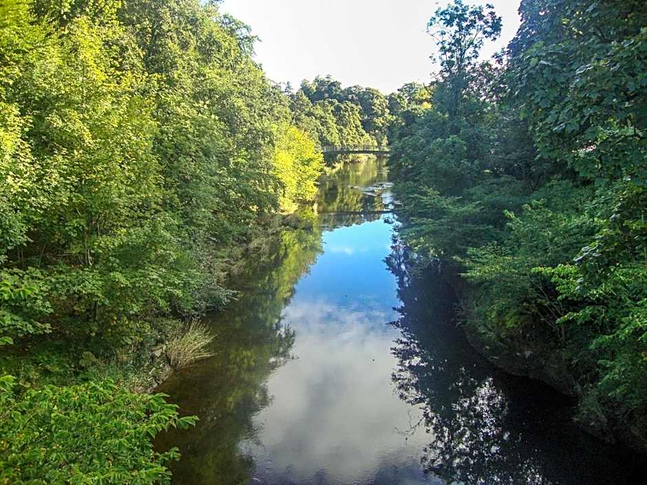 Teviotview Riverside Retreat