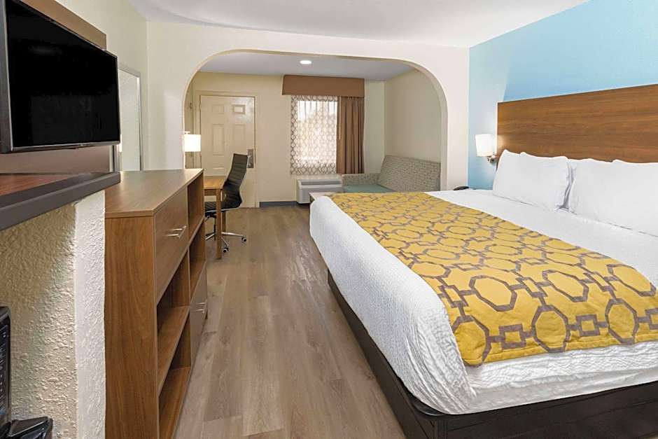  Baymont by Wyndham Biloxi Ocean Springs