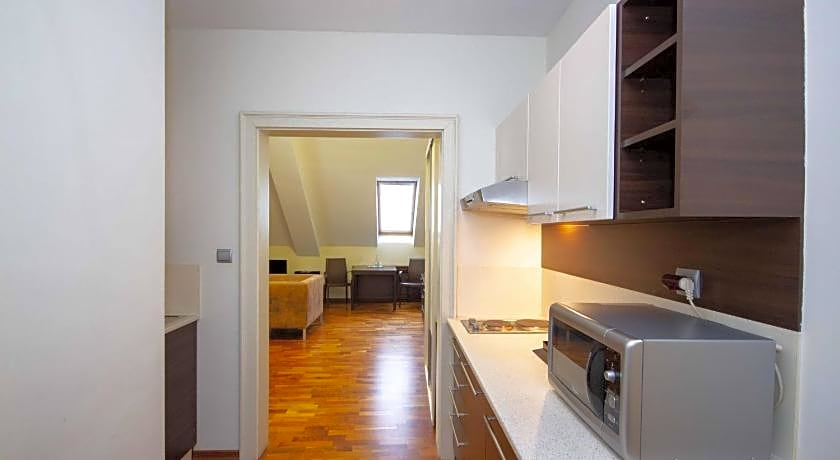 SKARITZ Hotel & Residence