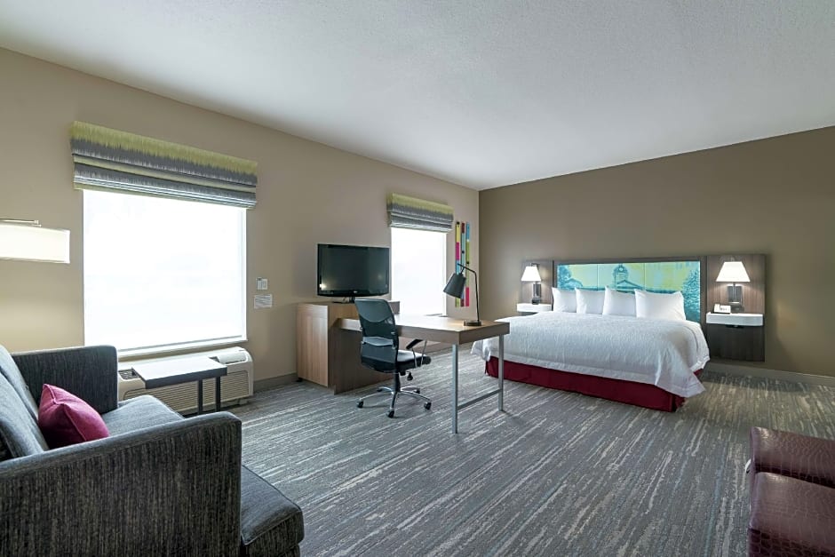 Photo 1 of 10 of Studio 1 King Bed, Hearing/Mobility Accessible, Roll in Shower