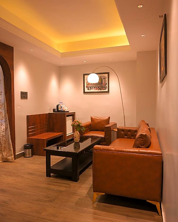 LUXUS INN DHANBAD