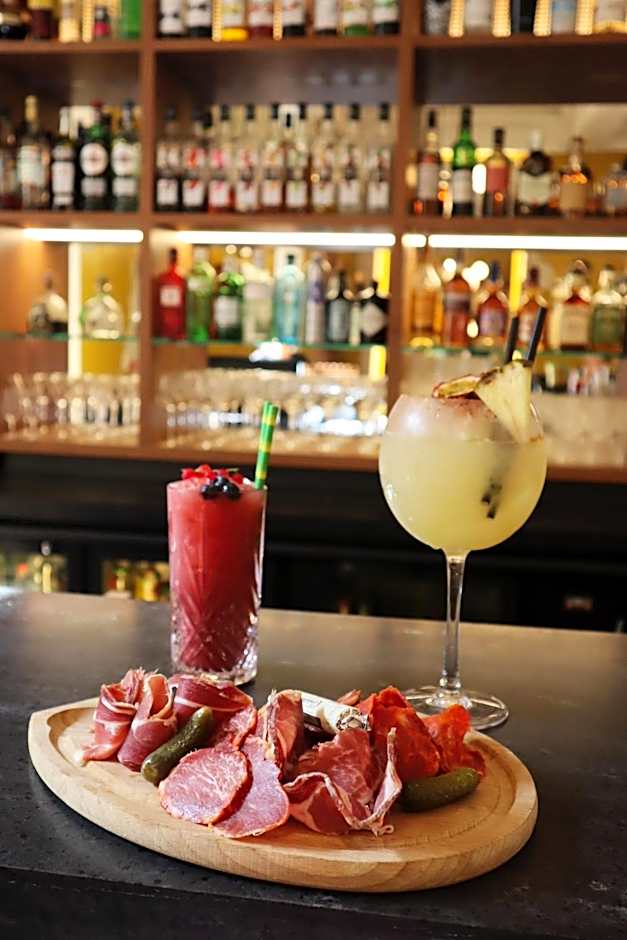 Maison Philippe Le Bon Hôtel, Restaurant & Bar le 19
