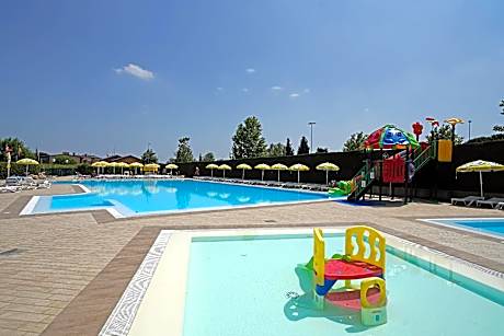 Residence Villaggio Tiglio