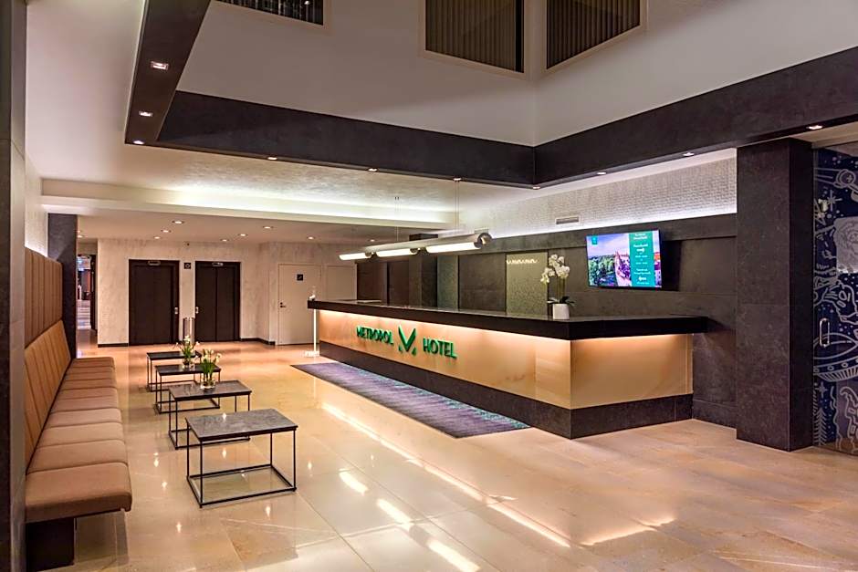 Metropol Hotel