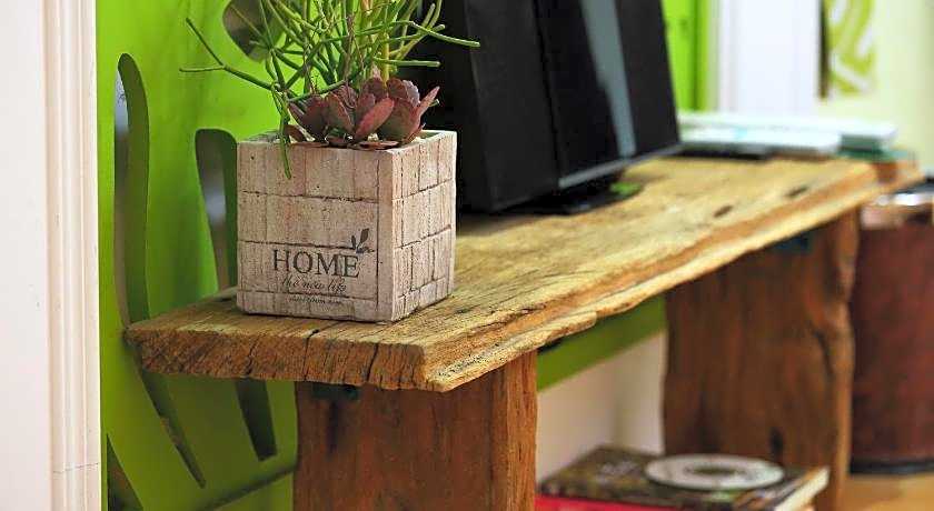 Jasmine Orange Bed and Breakfast