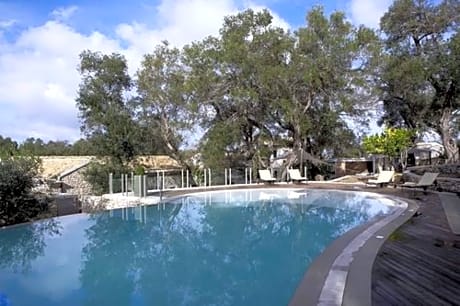 Torri e Merli, Paxoi