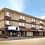 Travelodge by Wyndham Lethbridge