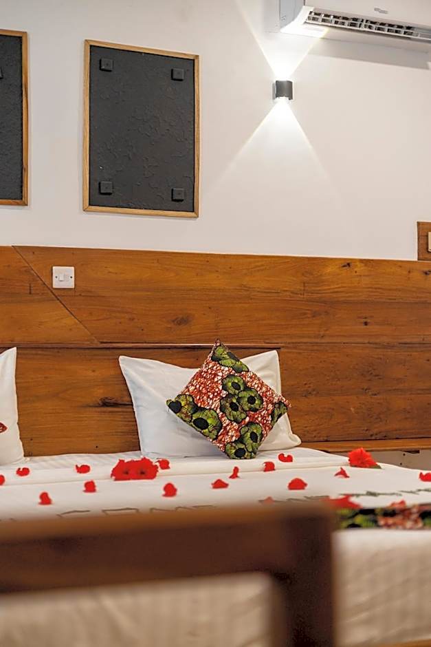 Mem Luxury Apartments and Hotel