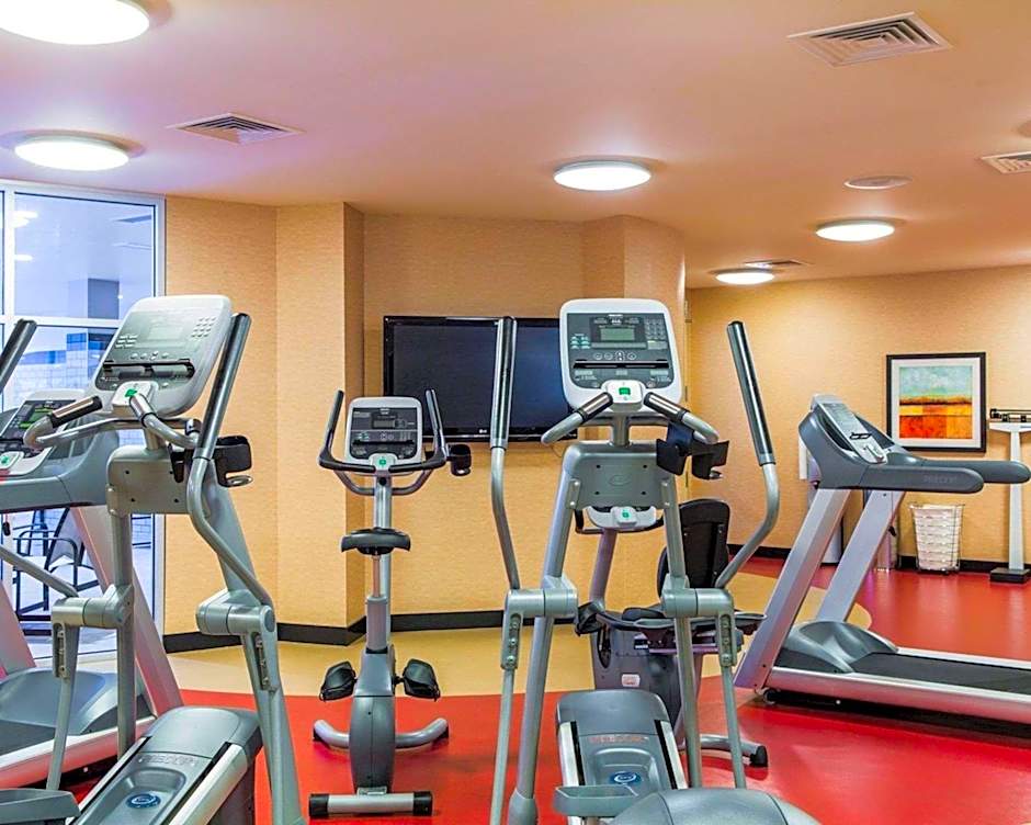 Cambria Hotel Traverse City