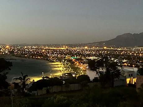 Seaview Sunset Boutique Apartments