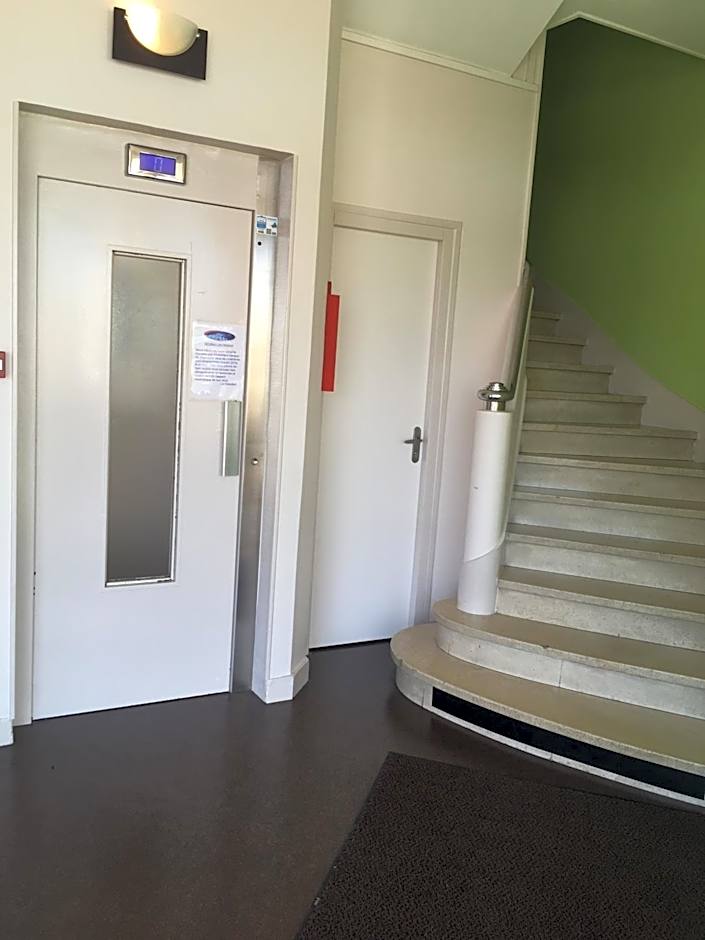 Hotel d Orléans – Angoulême, PA