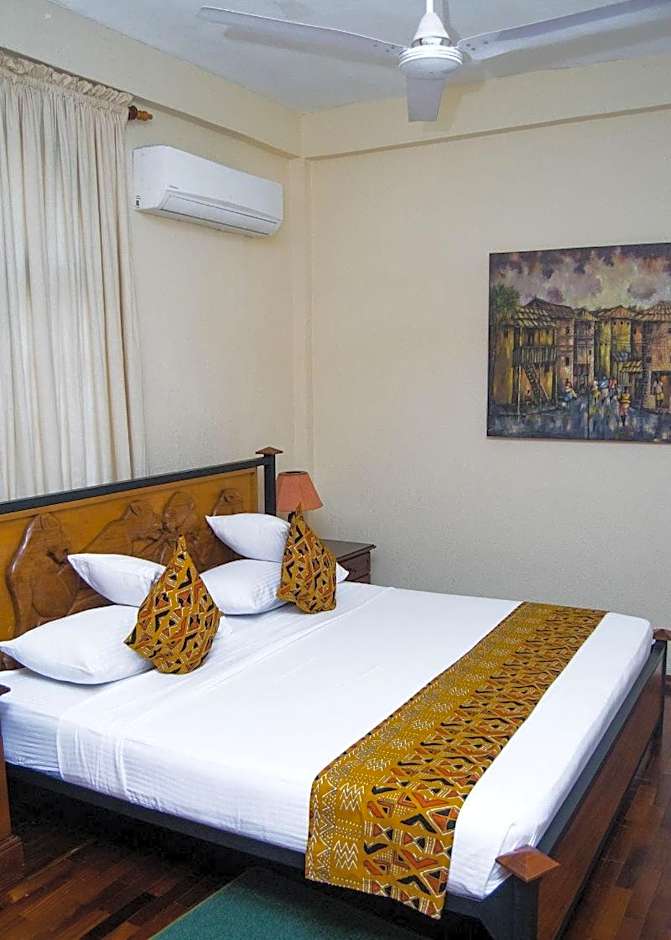 Coconut Grove Regency Hotel