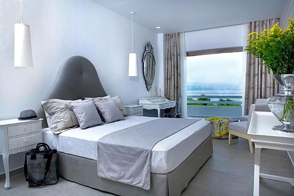 Foto 1 de 6 de Suite, Sea View