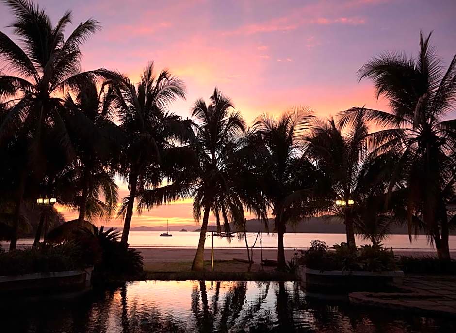 Villa Marina Lodge & Condos