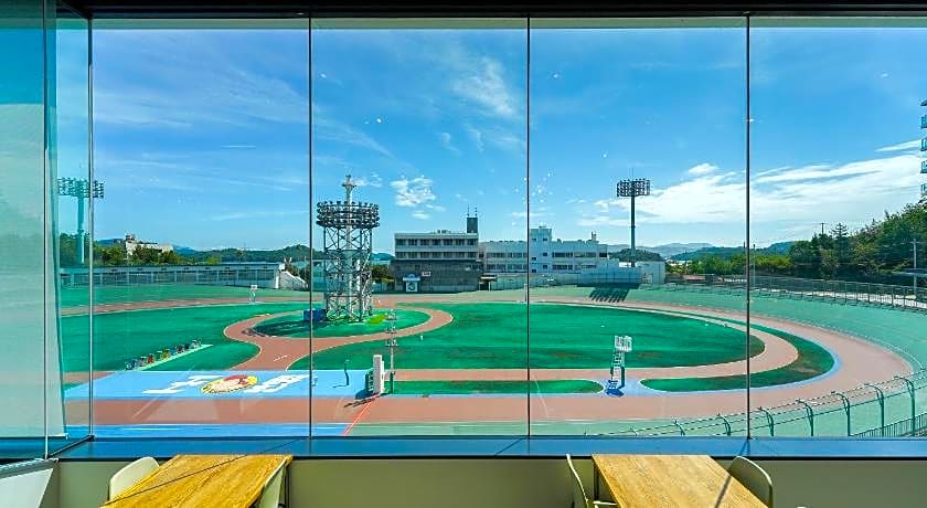 SETOUCHI KEIRIN HOTEL 10 by Onko Chishin