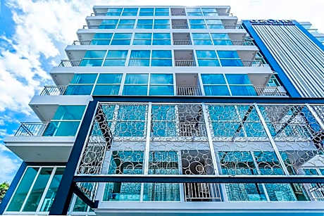 Ozone Condotel Kata Beach by PHR