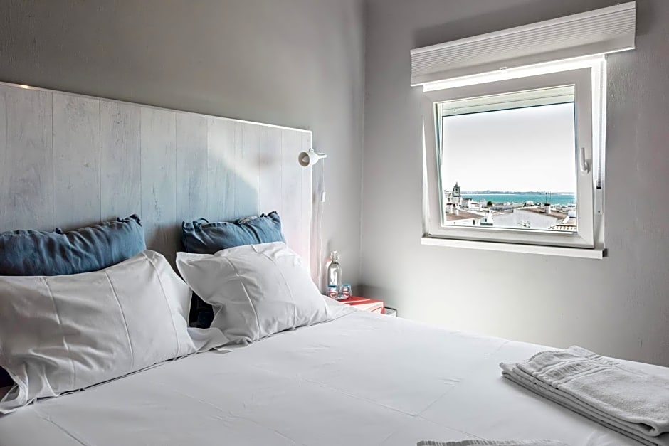Lagos Uptown Bed & Breakfast