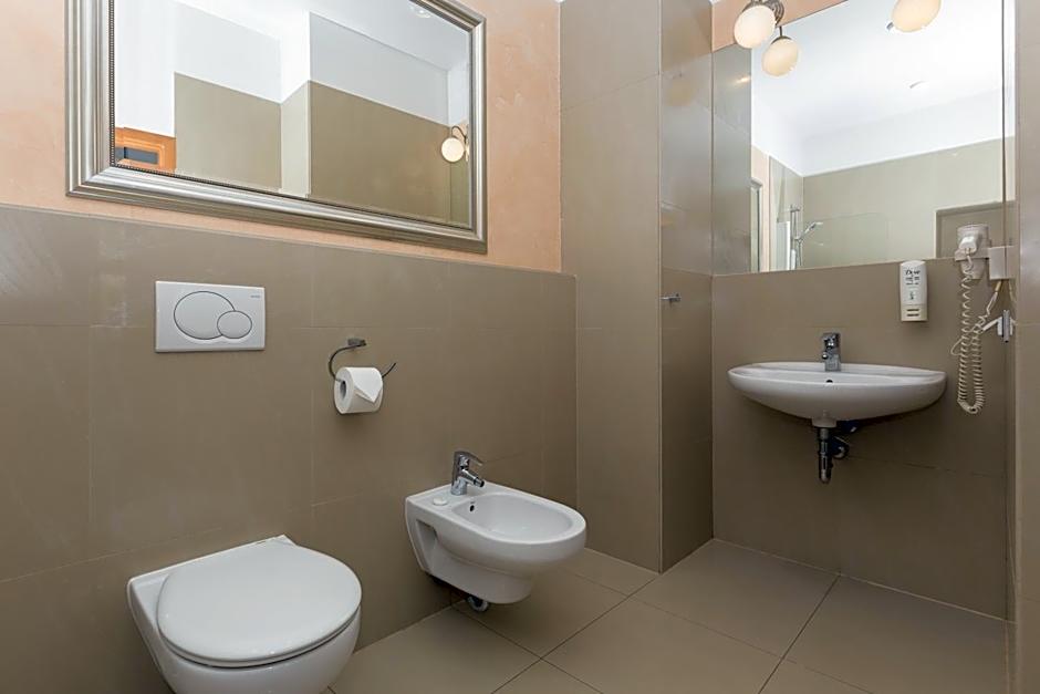 Hotel Floryan Old Town
