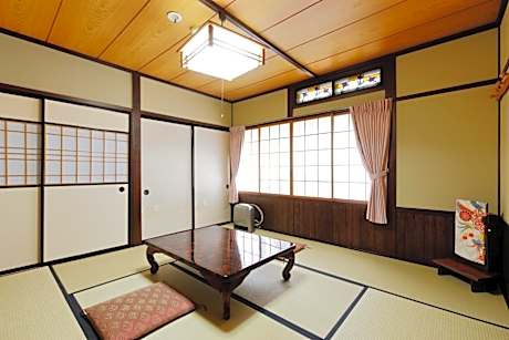 Japanese-Style Standard Room with Mountain View