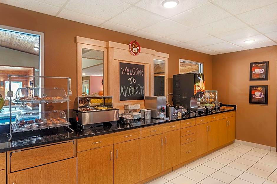 AmericInn by Wyndham Boscobel