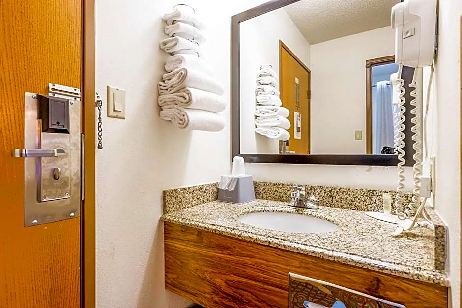 Super Sleep Inn By OYO I-80 Princeton
