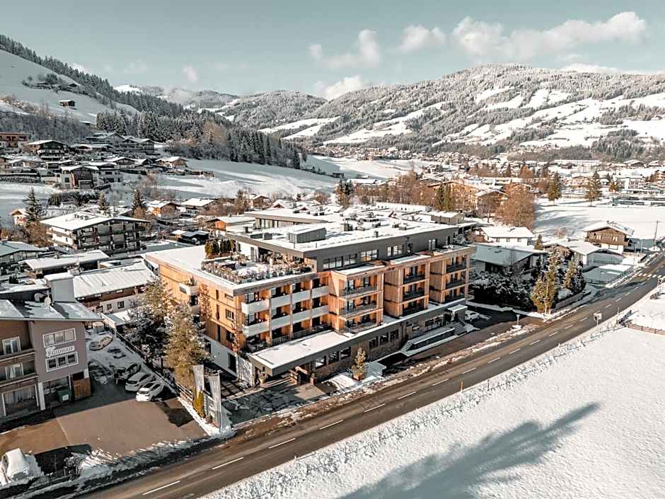 AlpenParks Hotel & Apartment Taxacher