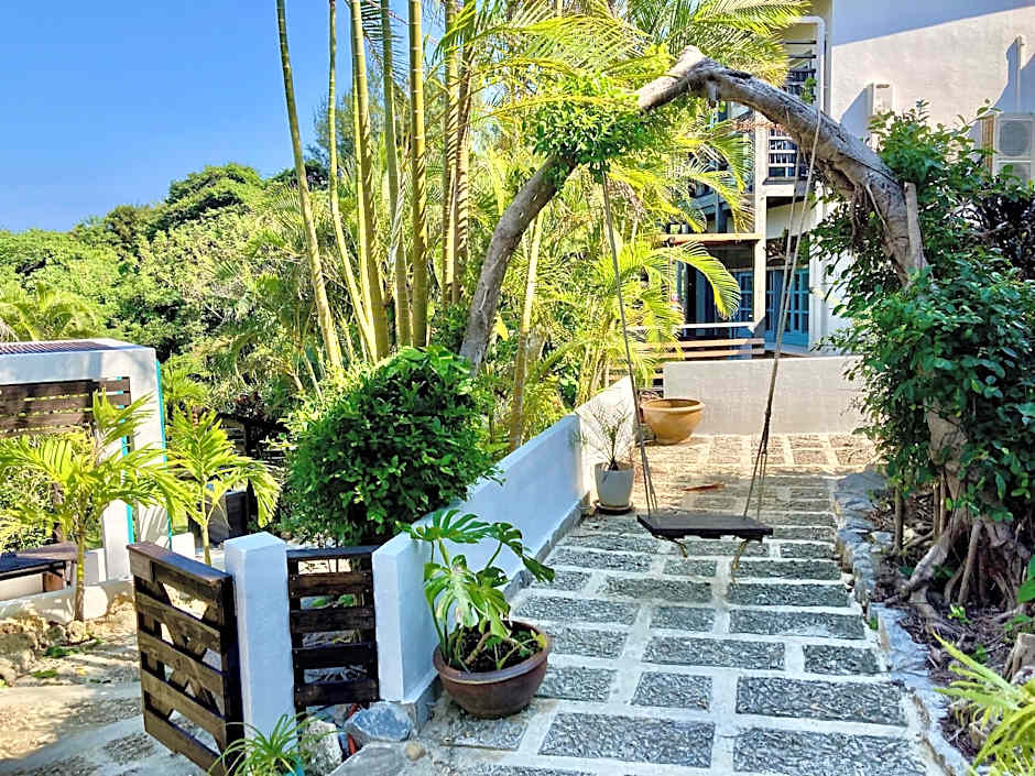 Ma-Blue Garden House