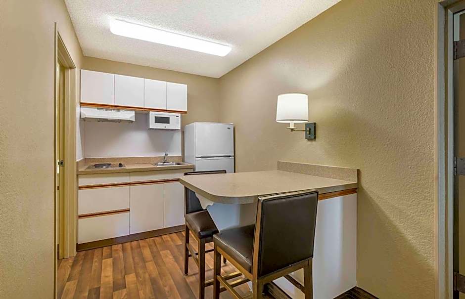 Extended Stay America Suites - Boca Raton - Commerce