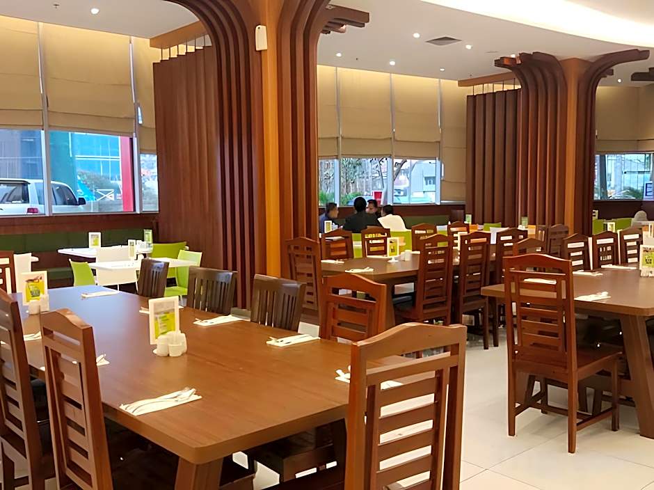 Zest Hotel Airport Jakarta