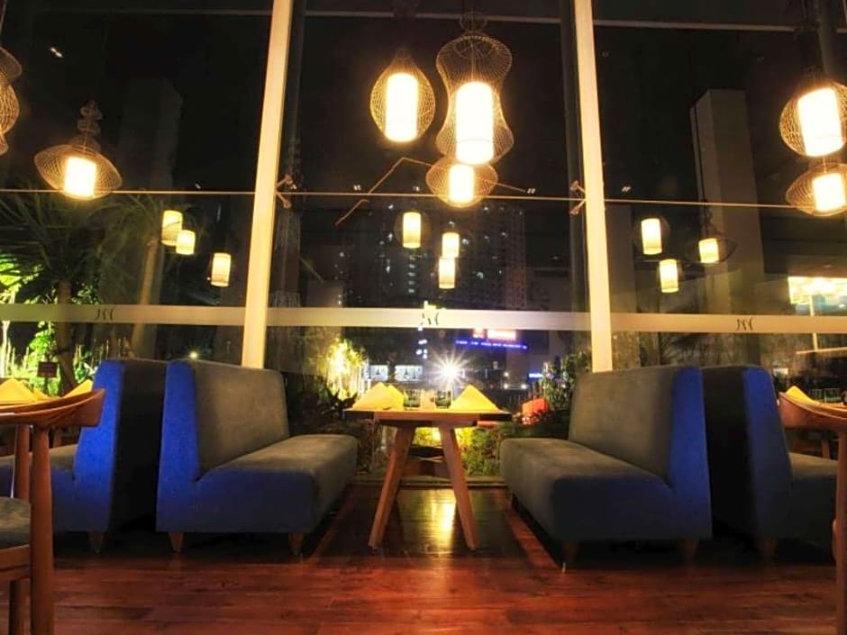 Mercure Jakarta Simatupang Hotel