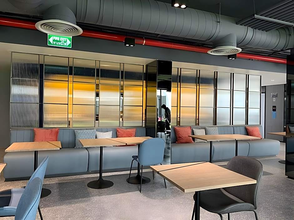 The Quarter Silom by UHG