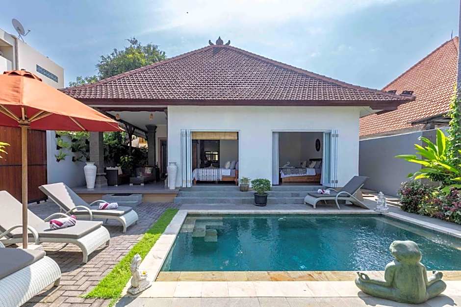 Villa Rosa - Spacious Oasis with Private Pool, close to Beach & Dining