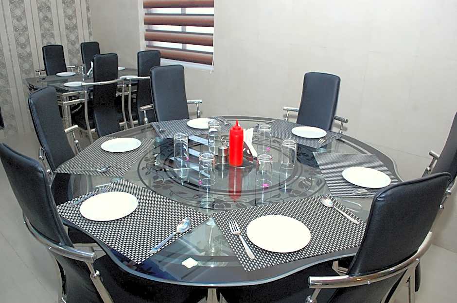 The Sky Comfort - Hotel The Heaven, Dwarka