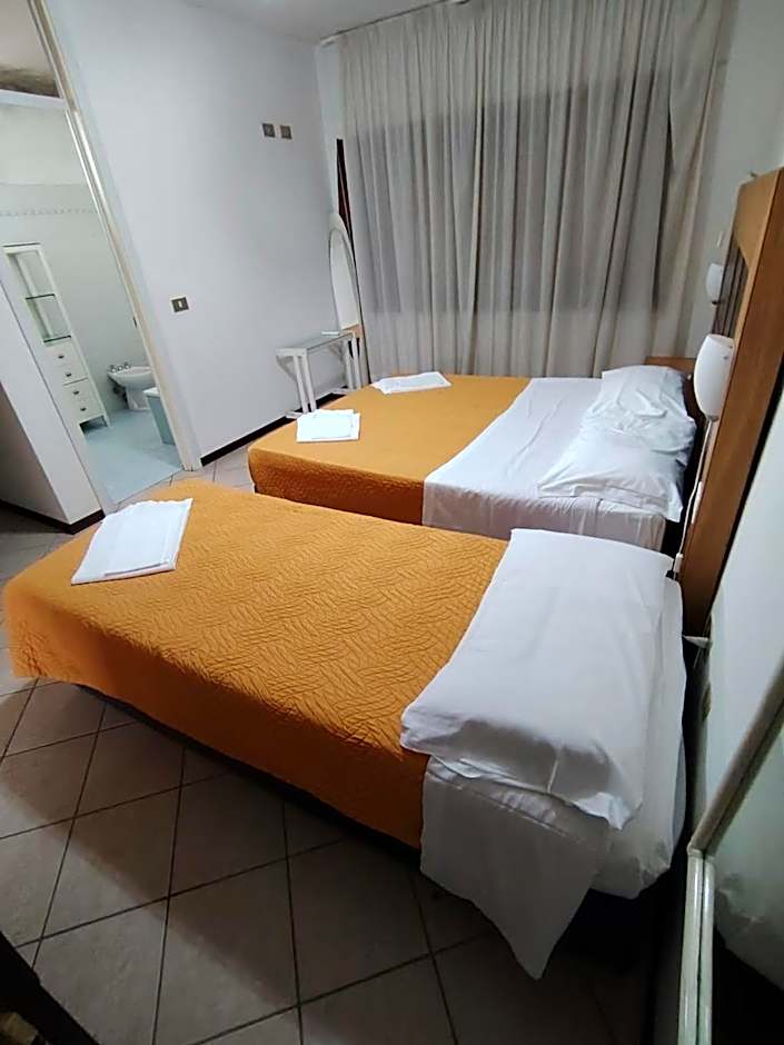 Duna camere con bagno