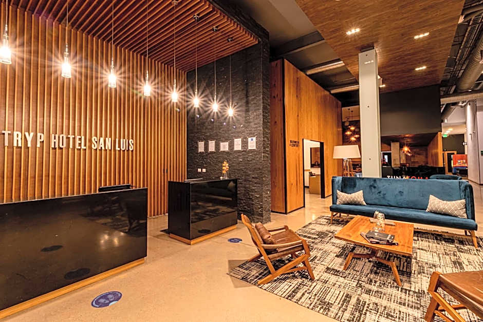 TRYP by Wyndham San Luis Potosi Hotel & Suites