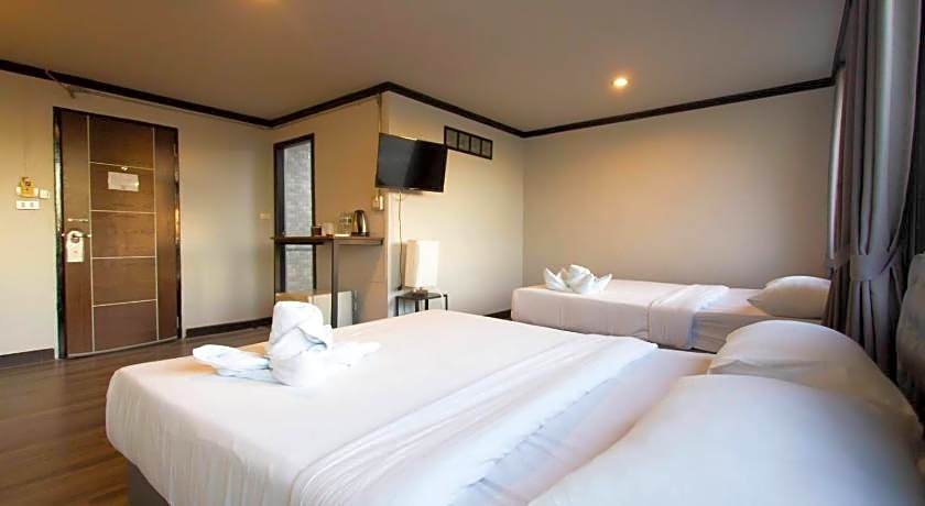 Pimpimarn Beach Hotel